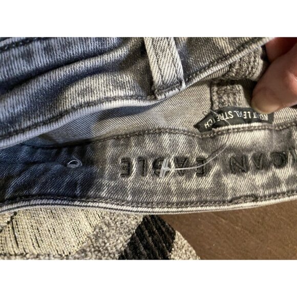 American Eagle Jrs/Womens 24X28 Jeans Next Level Stretch Regular Distressed - Picture 7 of 10